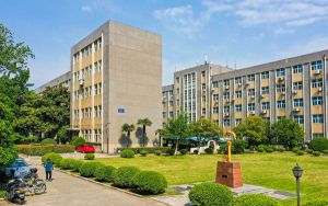 山东考生多少分能考上兰州信息科技学院？附近三年最低院校投档线